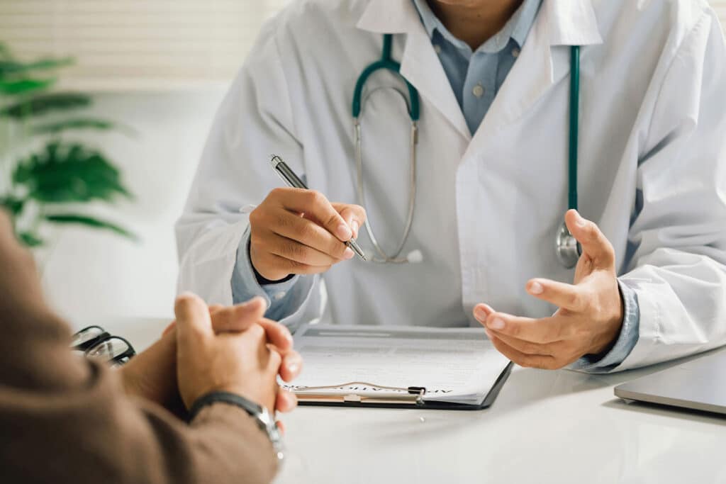 Physician at Allure Detox in West Palm Beach discussing a treatment plan